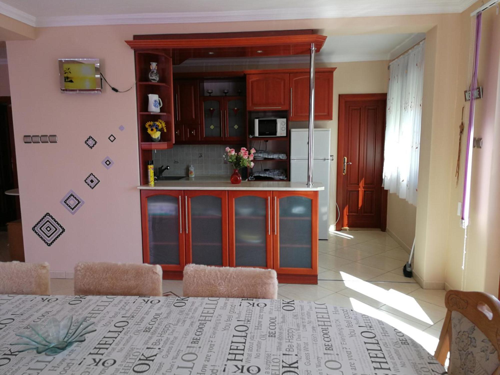 Hajnal Apartman ไฮจ์ดุสโซบอสโล ภายนอก รูปภาพ